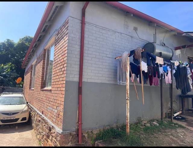 3 BEDROOM HOUSE FOR SALE IN YEOVILLE